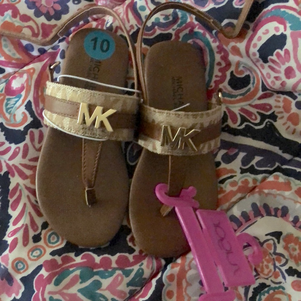 Size 10 in toddlers MK sandals
